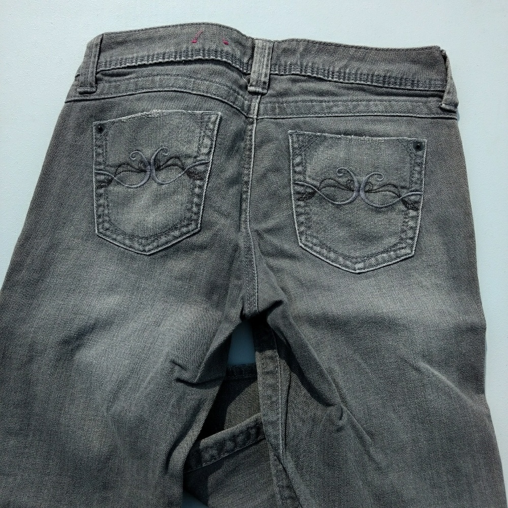 Candie's Jeans - Picture 3 of 3